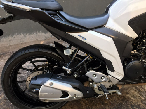 Imagen 18 de 19 de Yamaha Fz 25