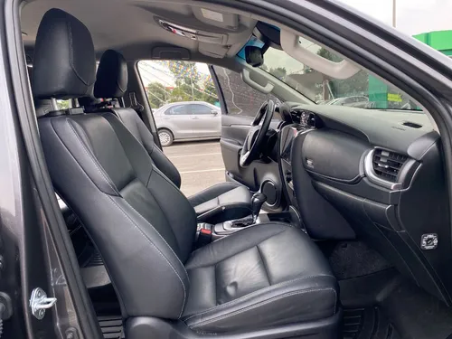 Toyota Fortuner 2.4 At 2023