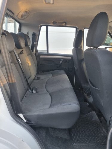 Mahindra Pik-Up D/C 4X2 Base Touch