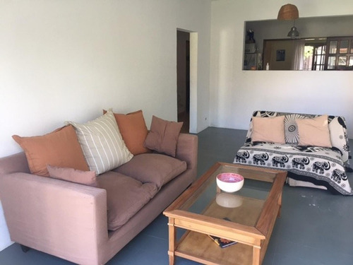 Imagen 5 de 19 de Chalet En Venta 4 Ambientes