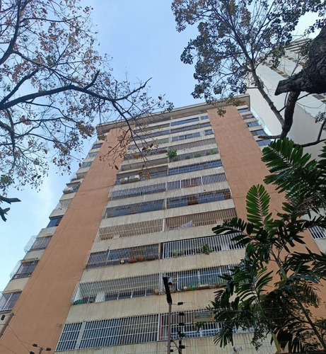 Apartamento En Venta Av Panteon 