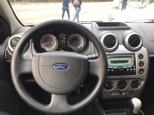 Imagem 9 de 14 de Ford Fiesta Hatch Fiesta 1.6 8v Flex/class 1.6 8v Flex 5p F