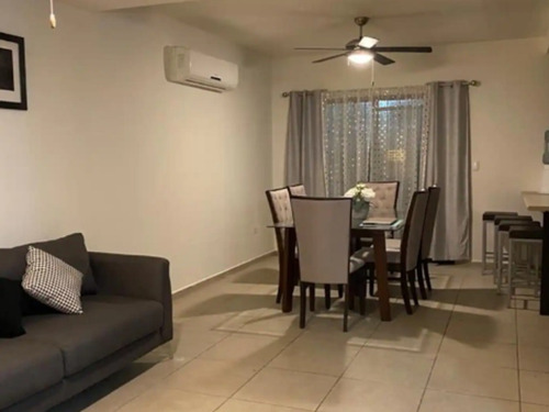 Se Vende Casa En Remate En C. Plumosa, Fracc. Las Palmas, Sinaloa Culiacán. Arf