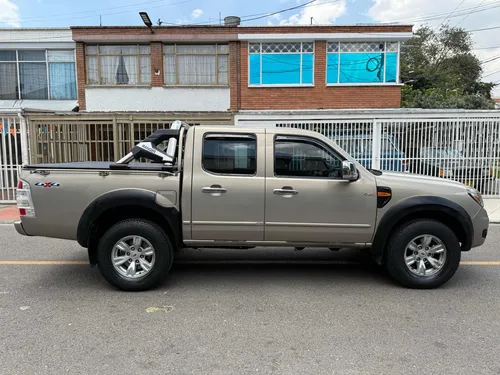 Ford Ranger 2.5 Diesel 4x4 XTL