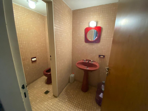 Venta Casa - Alto Cofico - 3 Dorm. - 4 Baños - Apto Crédito Hipotecario - Lugar Para Consultorios En Planta Baja