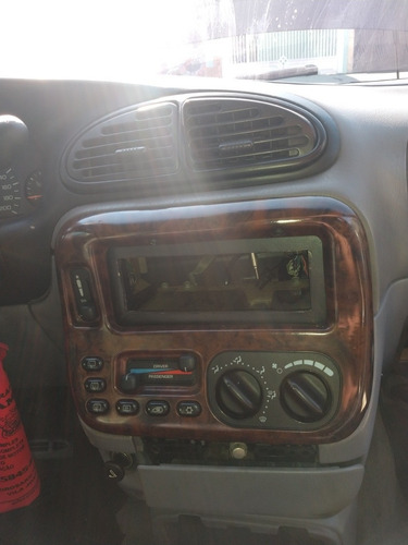 Imagem 14 de 15 de Chrysler Grand Caravan