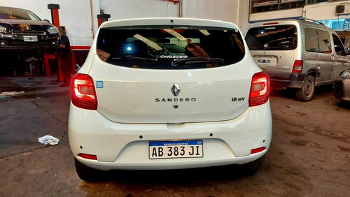 Imagen 5 de 9 de Renault Sandero 2017 1.6 Privilege 105cv