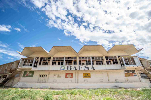 Imagen 13 de 21 de Fábrica En Venta! Excelente Lote Y Ubicación.