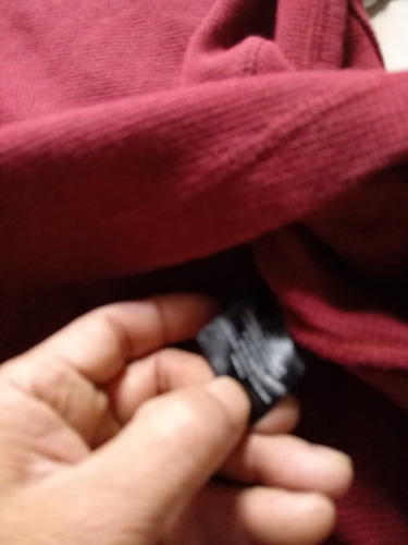 Sudadera Volcomm Grande Slim Tono Vino (Usado)