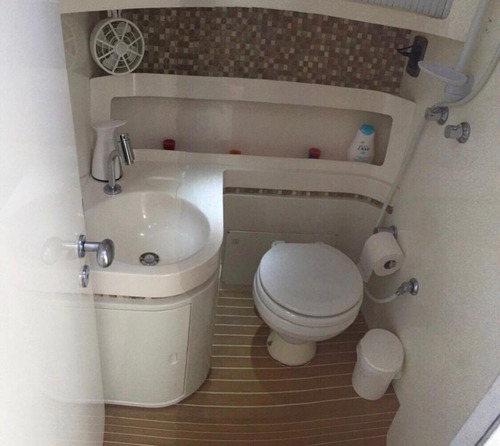 Imagem 5 de 15 de Intermarine Cougar 42 Mercedes Megatech 2x400hp 1994/2019