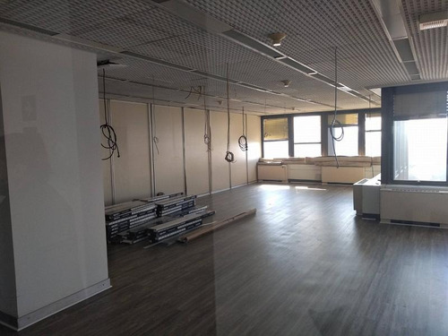 Oficinas En Alquiler | Av. Eduardo Madero 1020, Caba | 300 M²