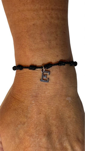 Pulsera Tejida De Hilo Con Inicial En Acero Quirúrgico Negro