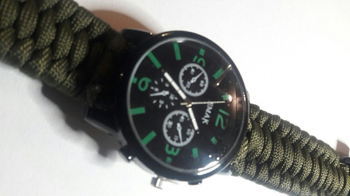 Reloj Táctico Militar - Verde - Kit Brujula- Cuerda- Silbato