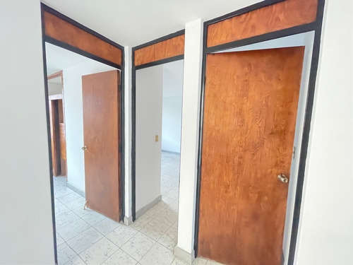 Imagen 18 de 22 de Casa En Renta Calle Alhóndiga