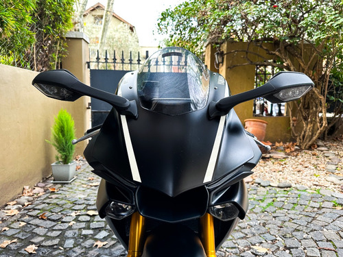Yamaha R1 (1000 No R6 No Zx10r No S1000rr) *olivos*