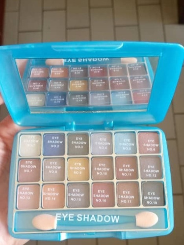 Paleta De Sombras De 18 Colores Maquillaje 