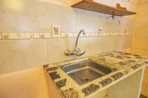 Casas Venta 1 Dormitorio Cochera Balneario Zagarzazú