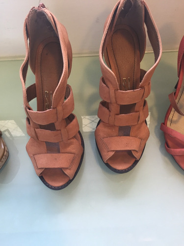 Kit 4 Sandalias (schutz ,sl E Arezzo )34 Só Schutz 35