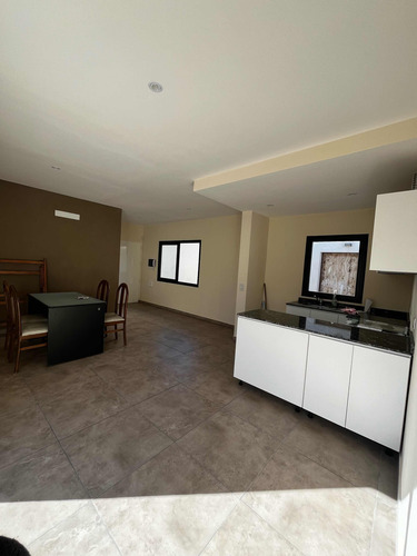 Duplex Ph 3 Ambientes Con 2 Cochera Lomas De Zamora