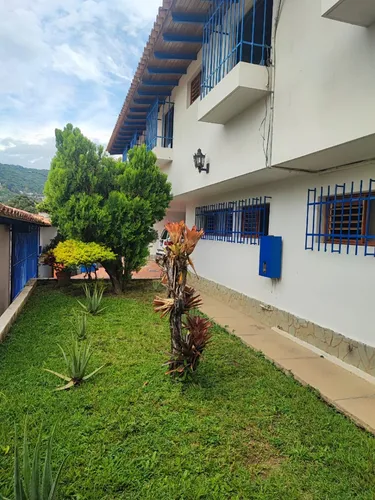 Prado Del Este (fm)