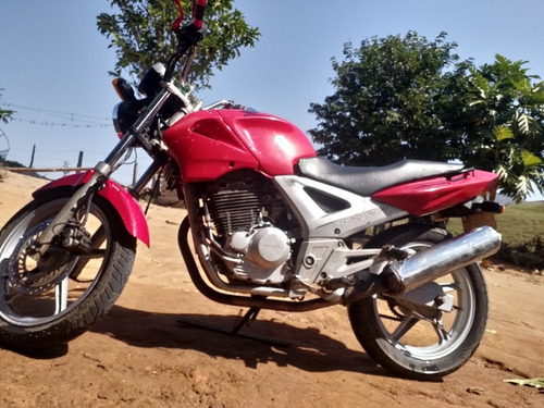 Imagem 1 de 3 de Honda Twister