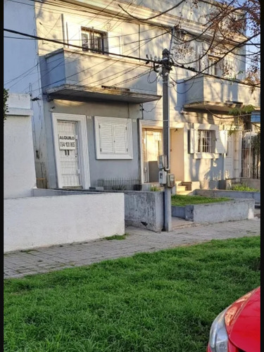 Se Alquila Apto De 2 Dormitorios