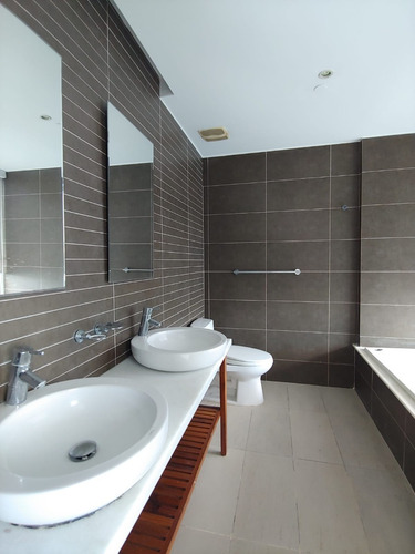 Imagen 8 de 10 de Vendo Apartamento En La Av. George Washington