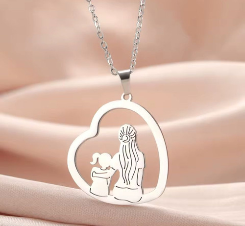 Collar Colgante De Corazón Amor Madre E Hija Abrazo