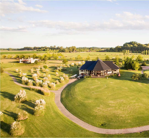 Oportunidad Gran Lote Interno De 3556 M2 Muy Lindas Vistas En Venta - Carmelo Golf