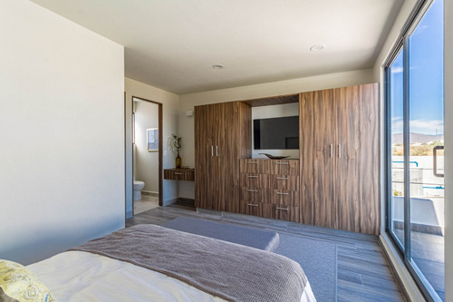 Imagen 9 de 14 de Venta De Casa C/alberca (3 Niveles, Cuartos C/closet)