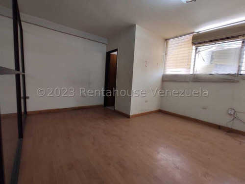 Milagros Inmuebles Oficina Alquiler Barquisimeto Lara Zona Centro Economica Comercial Economico Código Inmobiliaria Rent-a-house 23-21115