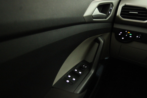Volkswagen Taigun 1.0 Tsi Comfortline At
