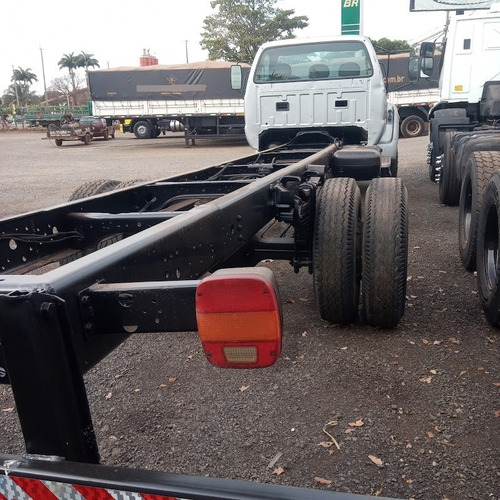 Imagem 4 de 14 de Ford F 12.000, 4x2, Prata, 1999/2000, No Chassi