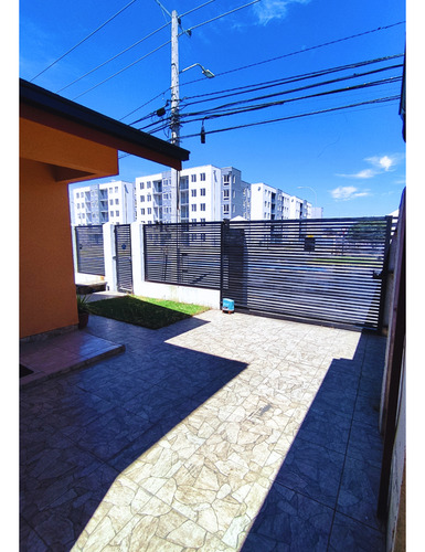 Arriendo Casa 3hab 2ba San Pedro De La Paz