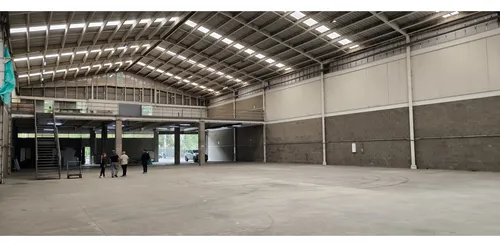 2.300m2 Bodega Arriendo En Copacabana