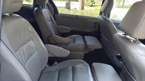 Toyota Sienna 3.5 Xle Piel At