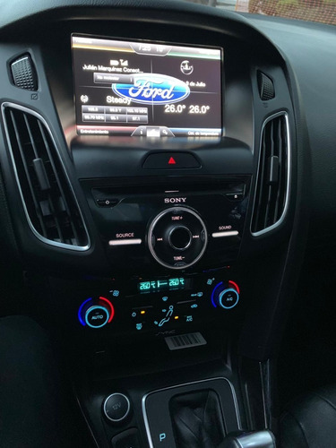 Ford Focus Titanium
