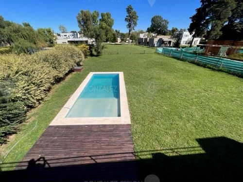 Casa  En Venta Ubicado En San Matias, Escobar, G.b.a. Zona Norte