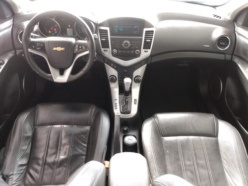 Imagem 15 de 18 de Chevrolet Cruze Lt 1.8 2013