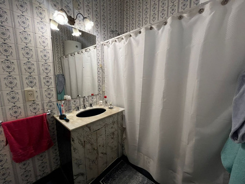 Venta Casa 4 Ambientes En Bernal