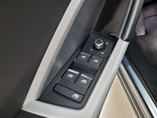 Audi Q3 40 TFSI PERFORMANCE QUATTRO TIPTRONIC