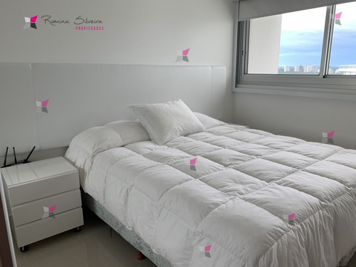 Mansa- Excepcional Pent House- Ref: 9564