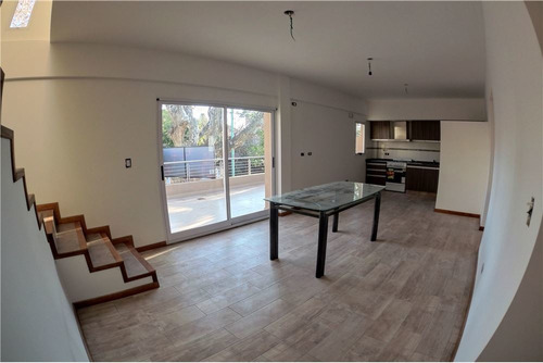 Imagen 2 de 14 de Ph 3 Ambientes Patio Y Terraza Devoto-oportunidad