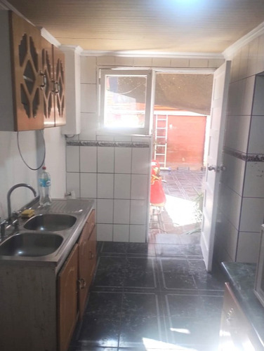 Arriendo Casa En La Calle Aeropuerto 166 Estacion Central