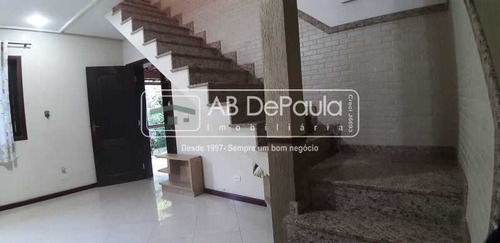 Imagem 3 de 15 de Jardim Sulacap - Mini Sítio Com Uma Magnífica Casa Duplex, Clara E Arejada, Com 359m² Construídos - Abca40049