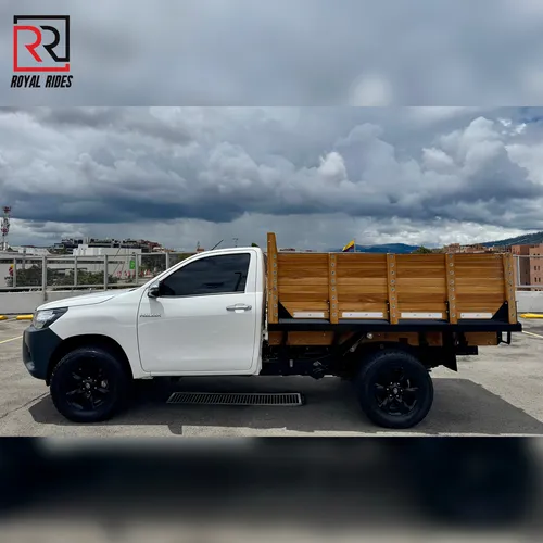Toyota Hilux 2.7l ESTACAS