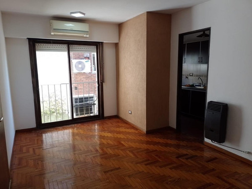 Imagen 2 de 8 de Departamento - Martinez