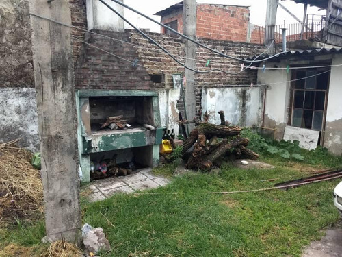 Imagen 12 de 18 de A La Venta Propiedad Con Amplio Terreno Y Dos Viviendas