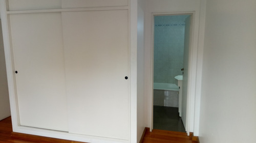 Semipiso 2 Y 1/2 Amb. Super Amplio 70m2 Suitte Y Toilett