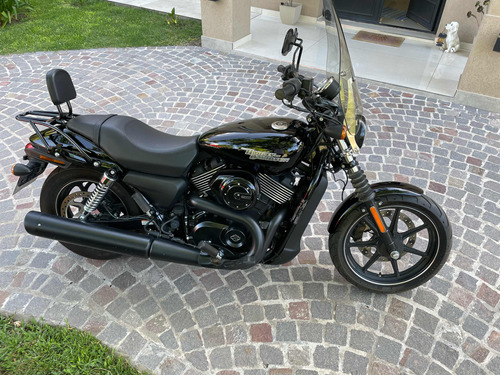 Harley Davison 750 Street